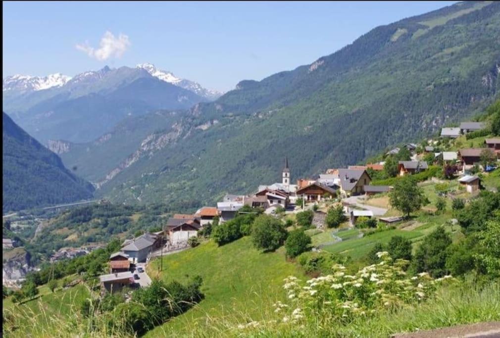 Appartement De 80M² Plein Sud Entierement Renove La Plagne Exterior photo