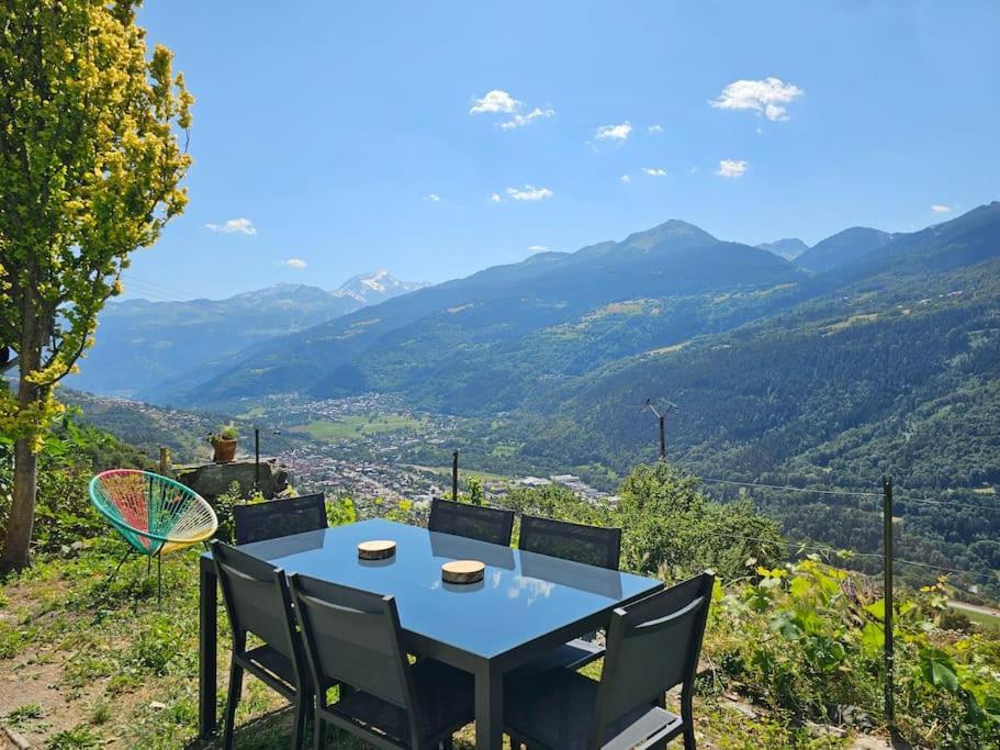 Appartement De 80M² Plein Sud Entierement Renove La Plagne Exterior photo